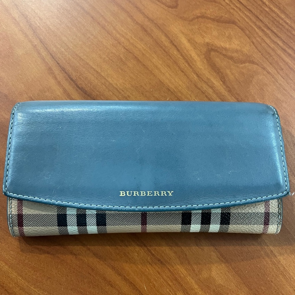Burberry long wallet